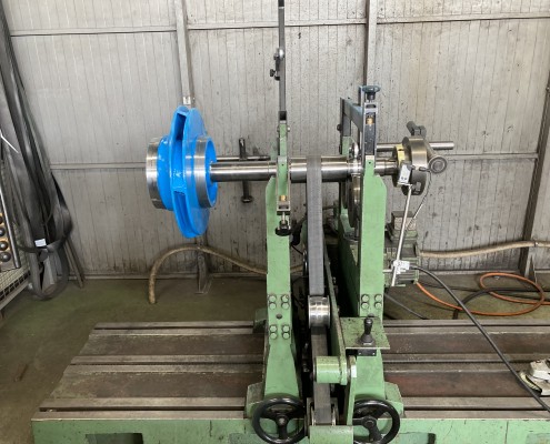 Equilibrage dynamique d'une roue de pompe montée sur son arbre et accouplement